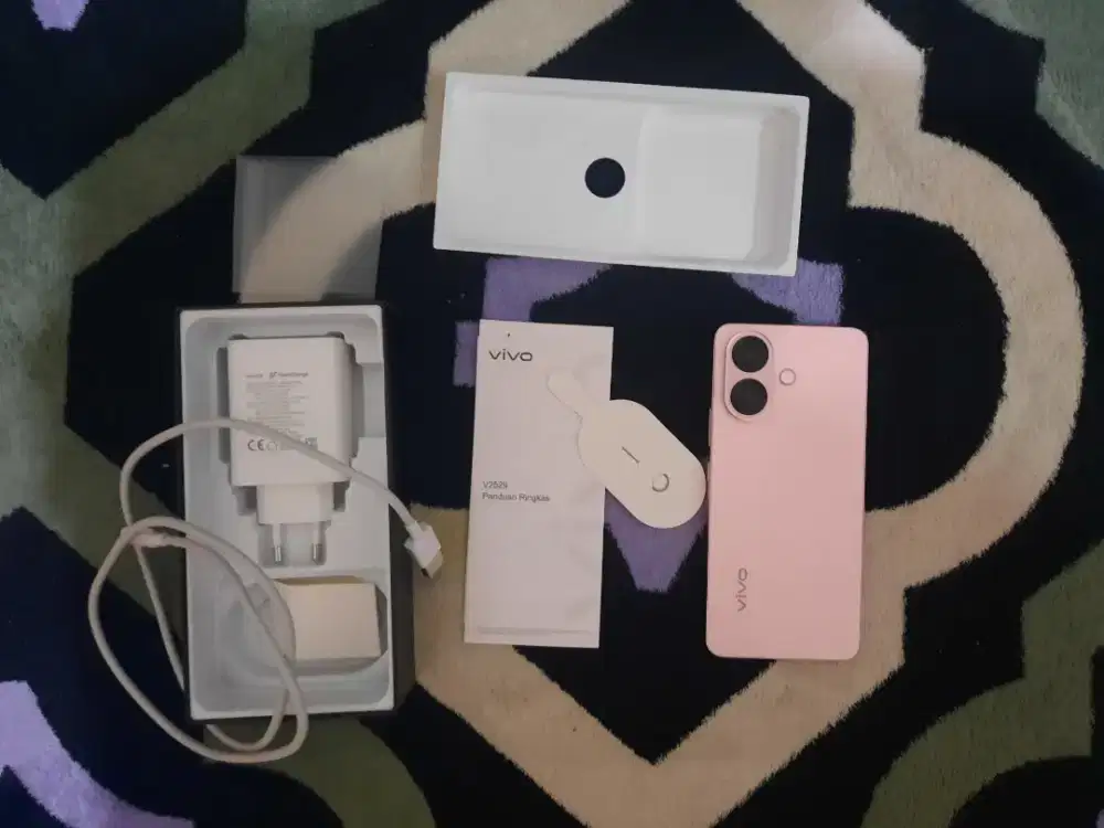 Vivo V60 lite 5G second