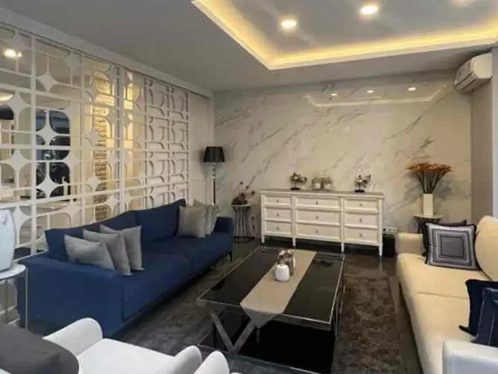 Rumah Mewah Full Furnish 3 Lantai Kebayoran Baru, Dekat Senayan City, SHM