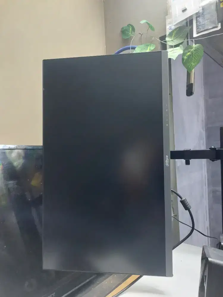 Dahua 24 100 Hz Bersih