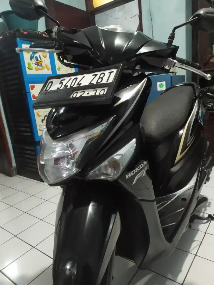 Honda beat pop 2015
