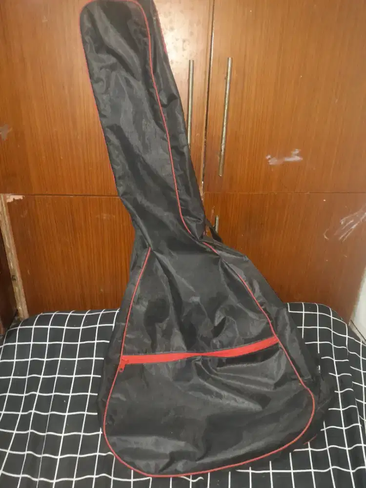Gitar yamaha ori