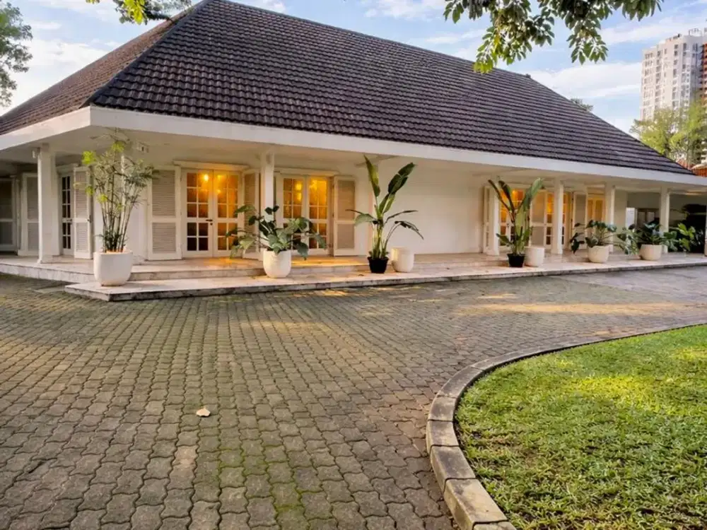 FOR SALE SELONG - KEBAYORAN BARU RUMAH TERAWAT 1 LANTAI ROW JALAN LEBAR & RINDANG