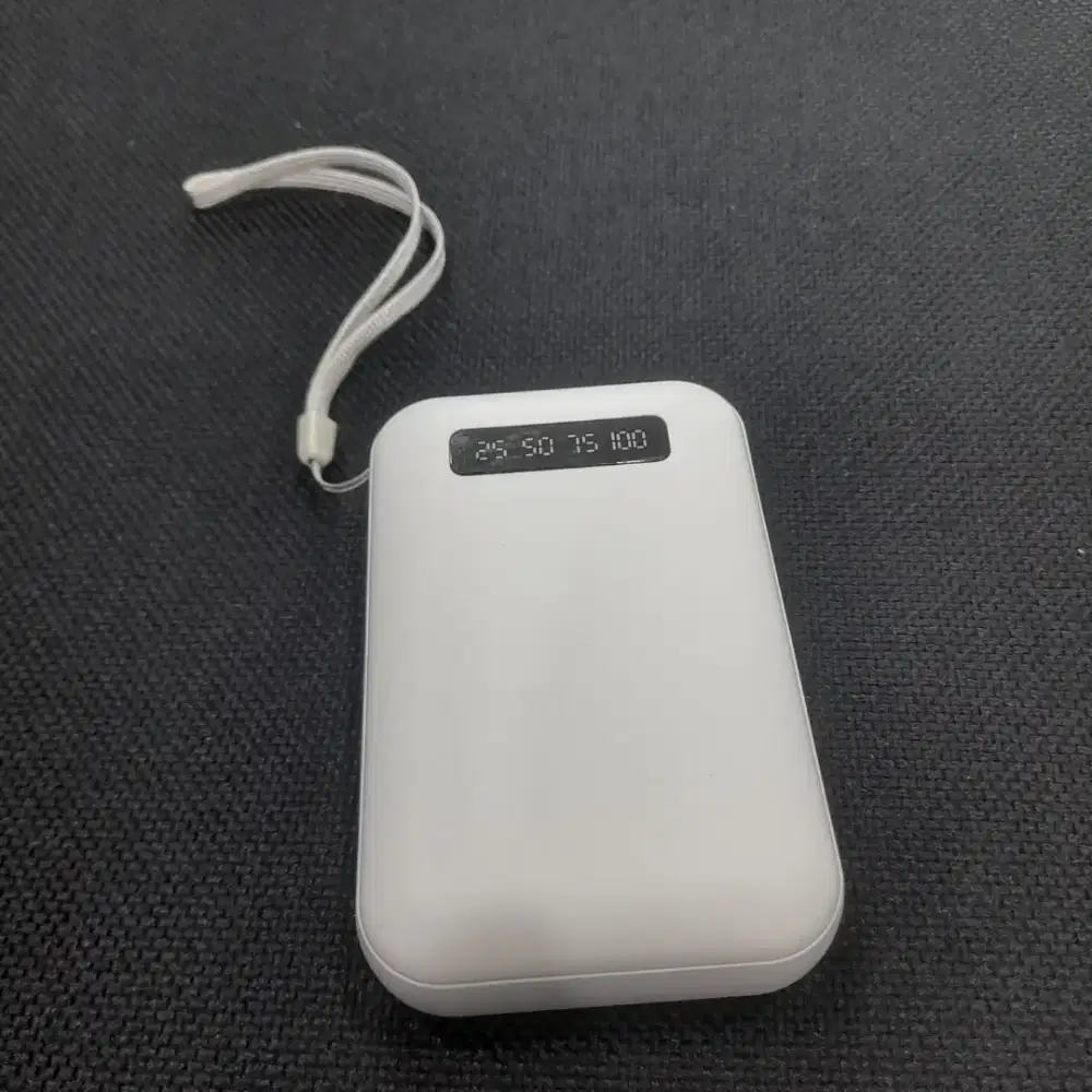 Power Bank 22000 mAh ada senternya nego