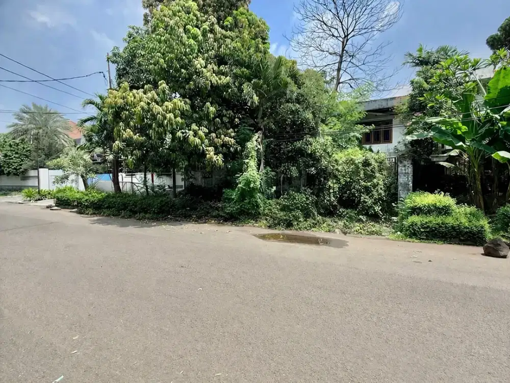 Jual Tanah di Simprug Golf, Jakarta Selatan, Dekat Senayan City, SHM