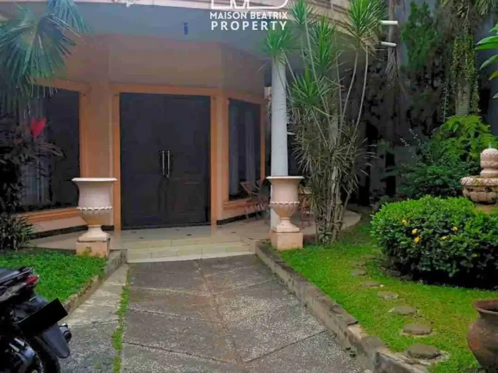 DIJUAL RUMAH YG NYAMAN DAN ASRI DEKAT DG JALAN UTAMA, ANGGREKLOKA BSD