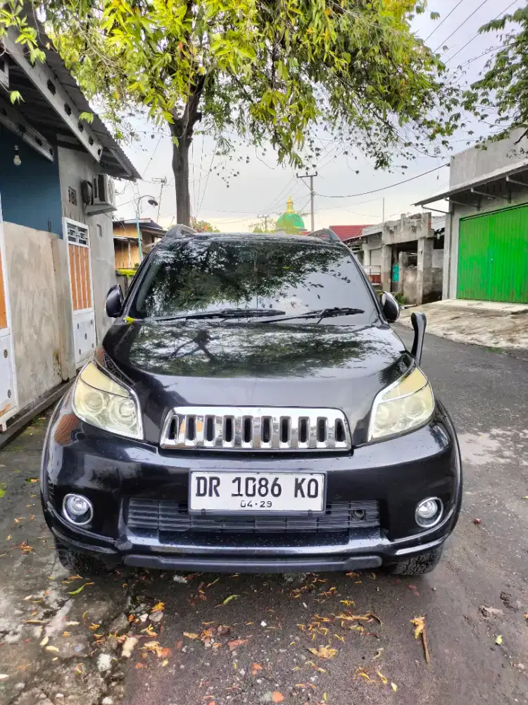 Dijual Toyota Rush type S 2013