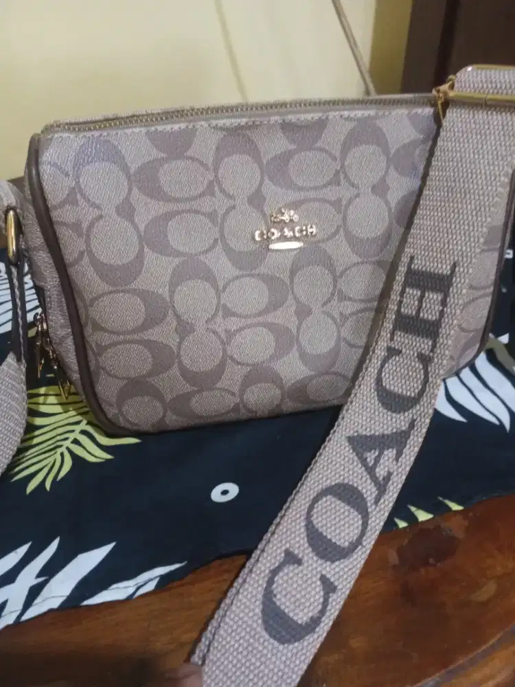 Tas Coach AV-1708 Mini camera Bag in signature canvas - Khaki Brown