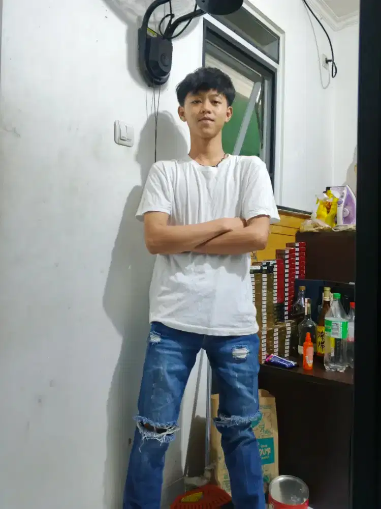 Mencari pekerjaan yang penting halal