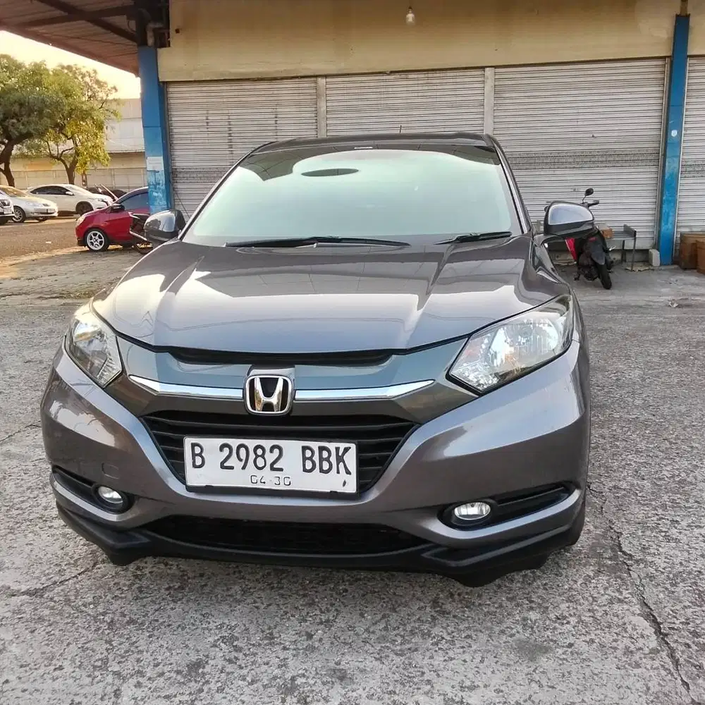 HRV E CVT 2015 - ABU METALIK (145 OTR KREDIT)