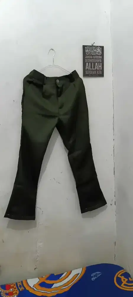 Celana pria buat main