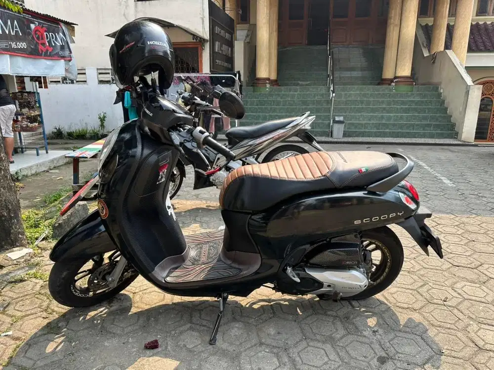Honda Scoopy presige tipe tertinggi remot tahun 2022 Kilometer rendah1