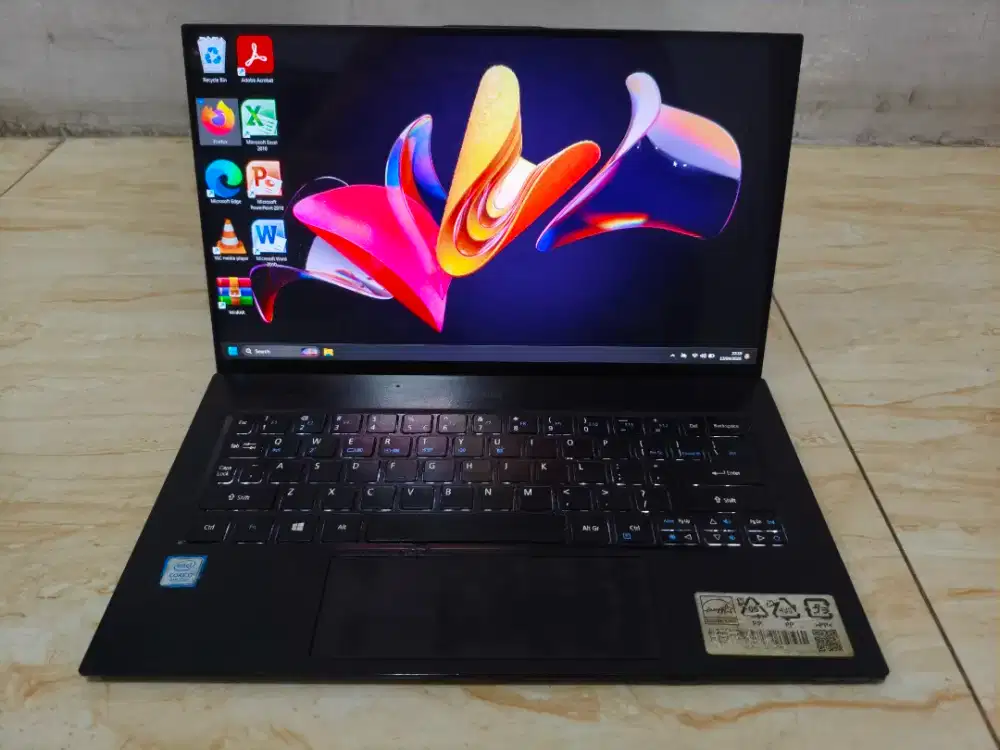 ACER SWIFT SF714-52T CORE I7 GEN 8