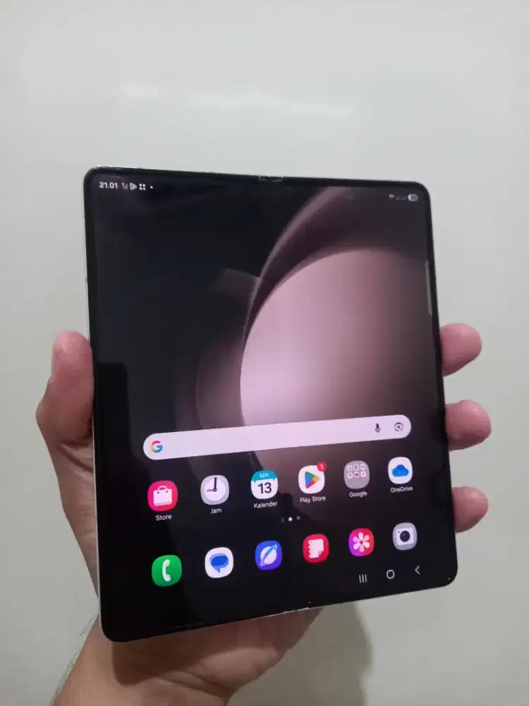 Samsung Galazy Z Fold 5 Ram 12/512Gb Fullset ada minus harap dibaca