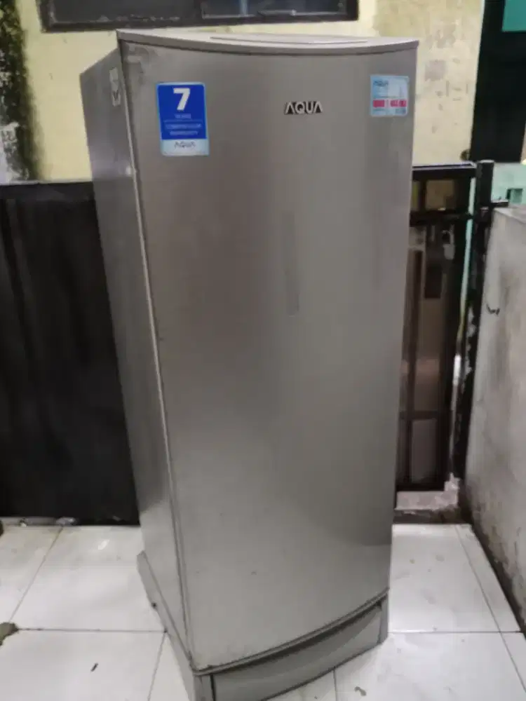 KULKAS AQUA 1 PINTU
