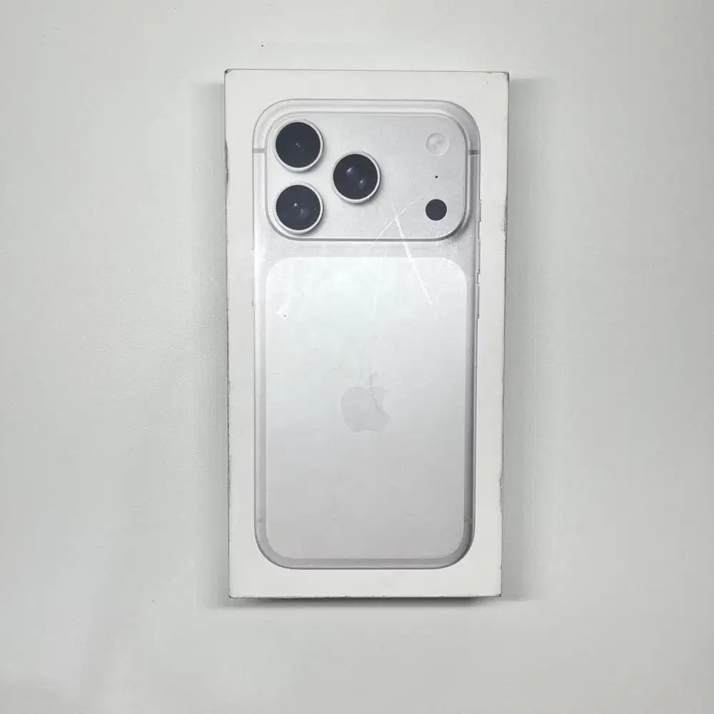 iPhone 17 Pro 256GB Silver Garansi Resmi iBox Like New