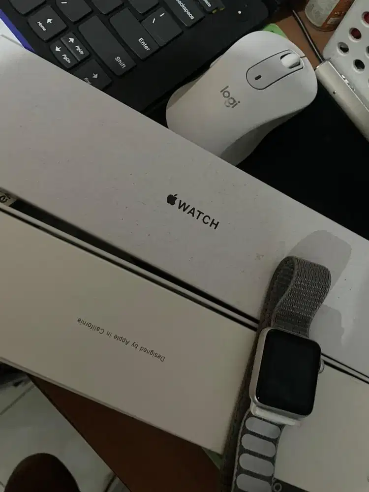 iWatch gen 3 ,apple original ibox uk 40mm