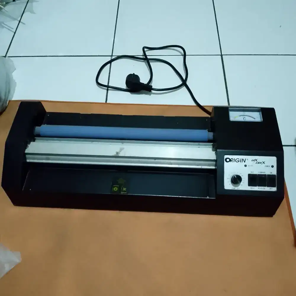 Jual Mesin Laminating & Gunting Kertas ( JOYKO PC-3038 PAPER CUTTER )