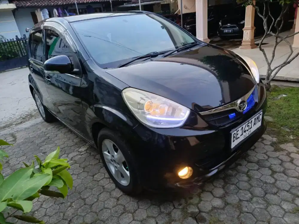 Mobil Daihatsu Sirion