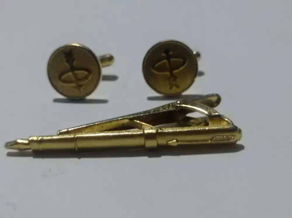 Jepitan Dasi Merek : Parker, 3( Pcs )