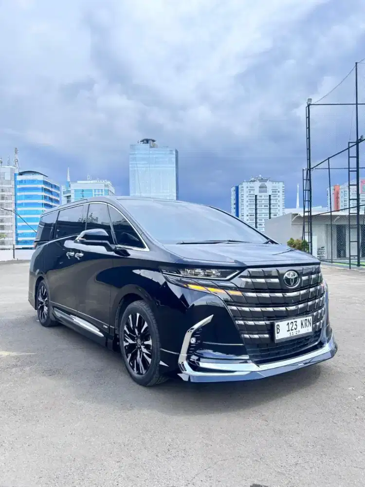 Alphard Hybrid modelista hev