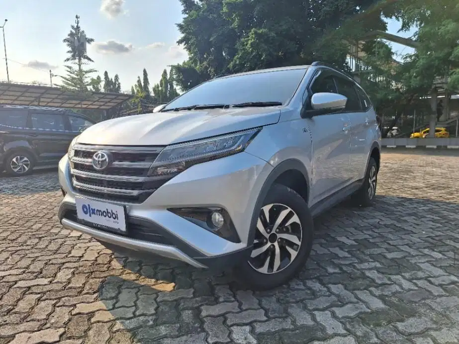 KM LOW PAJAK HIDUP TOYOTA RUSH 1.5 G BENSIN-AT