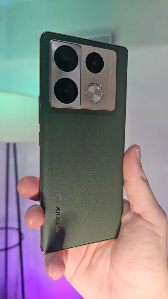 Infinix hot play 50 4G 8/128GB.