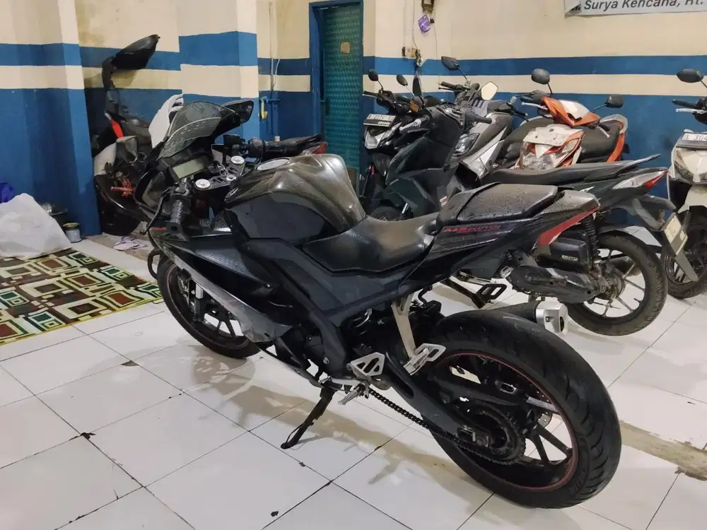 (JUAL) yamaha r15 v3 2018 pajak hidup