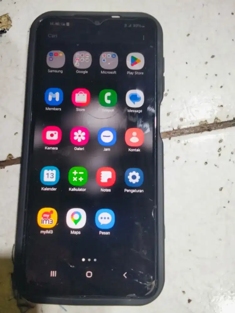 Samsung A04 ram 4/64 mnus retak ddoang negoin ajh