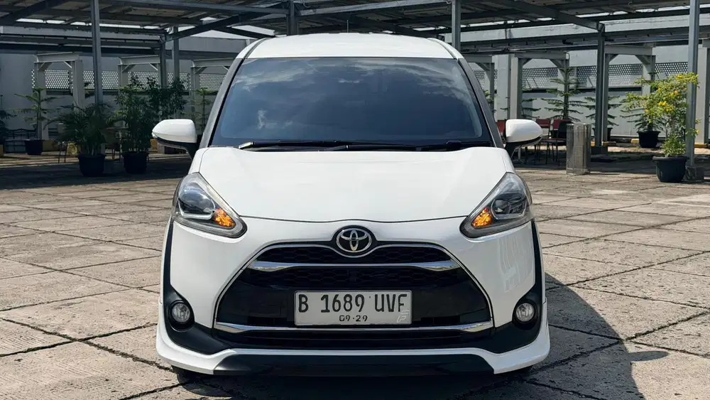 KM 50 RB / TOYOTA SIENTA Q 1.5 AT 2019/2018