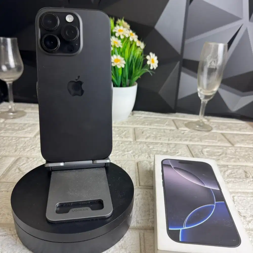 Iphone 16 pro 256gb Ex beacukai sinyal permanen Bisa COD dan TT