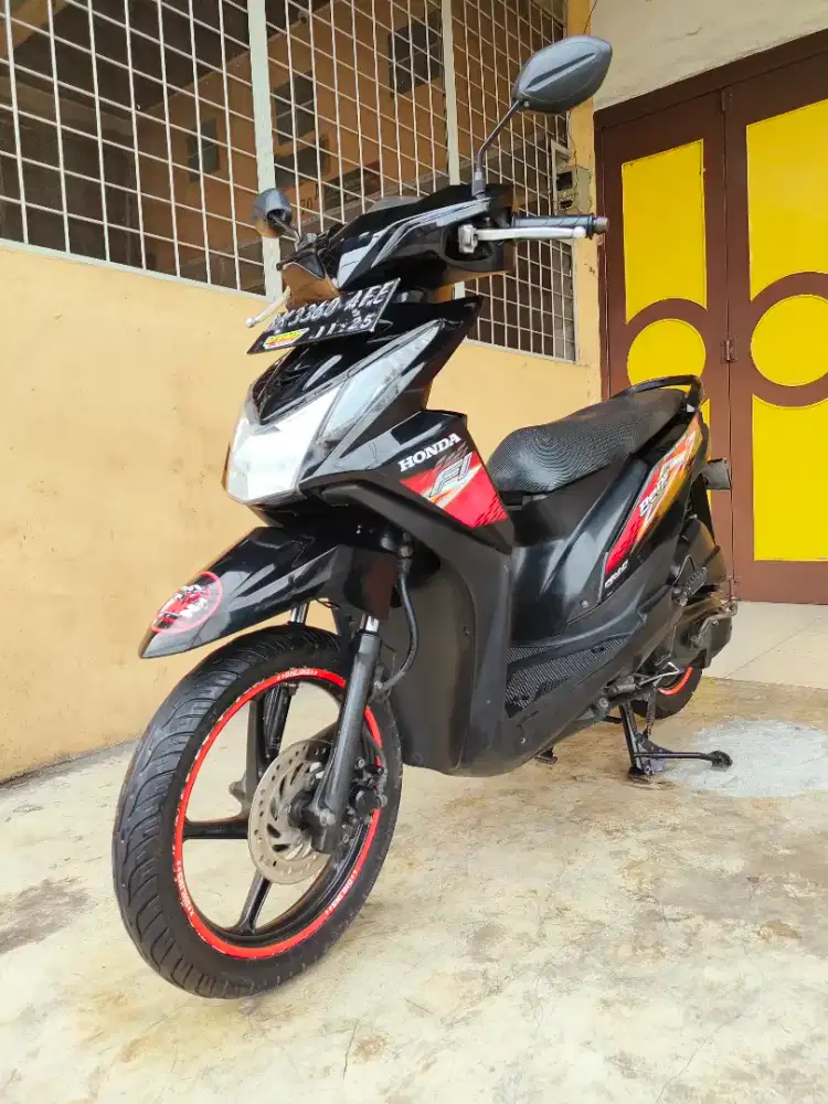 Honda Beat / Beat 110 Fi CW 2015, Black Premium Metalic, Unit Mulus.