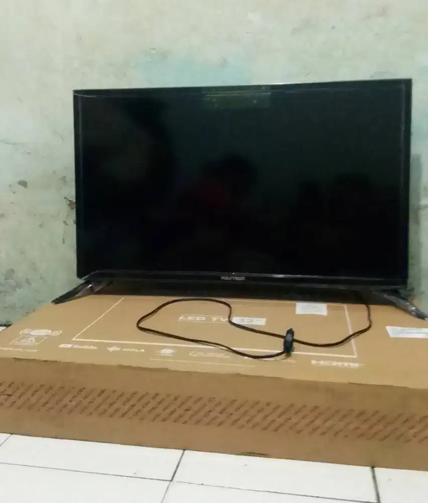 Polytron Smart TV 32 Inch BARU 100% Buka Lakban Dus – WiFi Smart TV