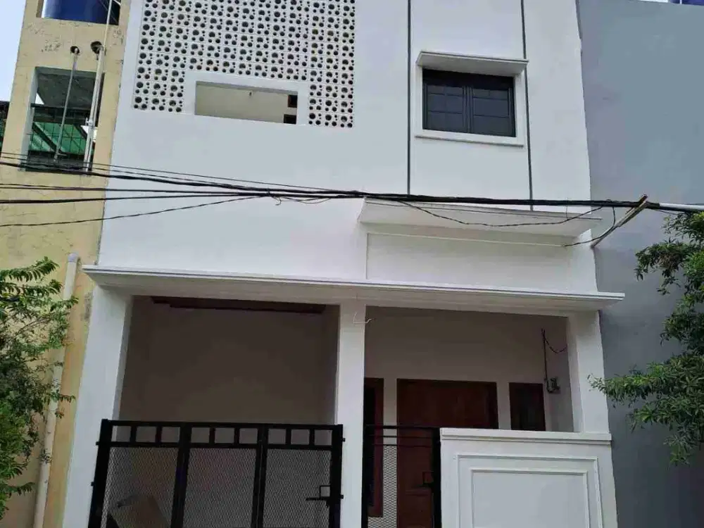 disewa rumah 2 lantai baru renovasi di prima harapan regency bekasi