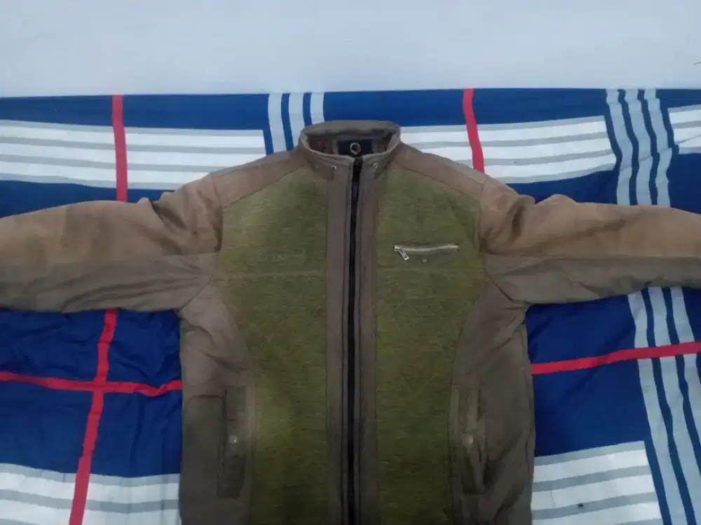 Penjualan jaket