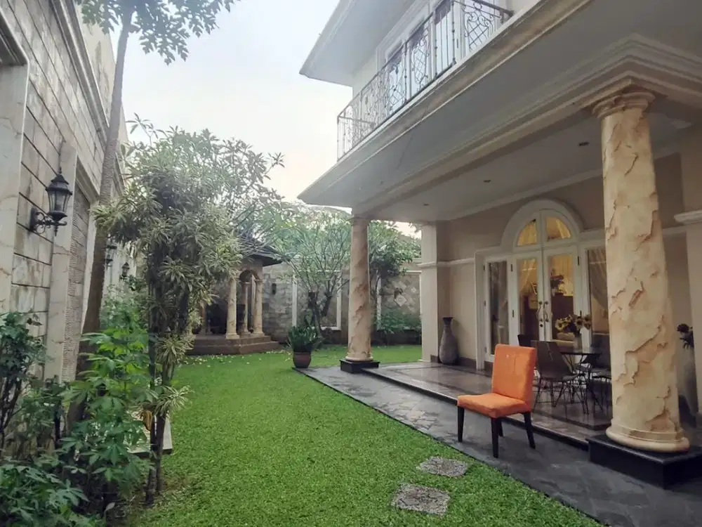 TURUN HARGA Dijual Rumah MEWAH Fontainebleau BUKIT GOLF BSD