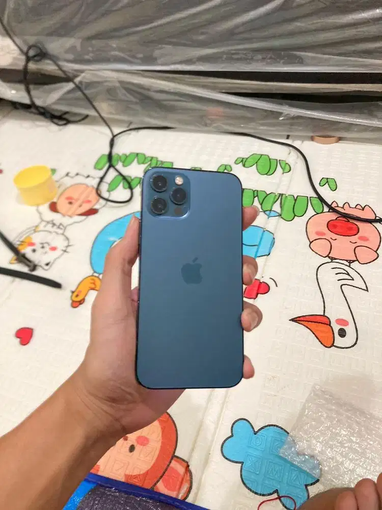 iPhone 12 Pro 256GB Inter – All Operator, Karawaci)