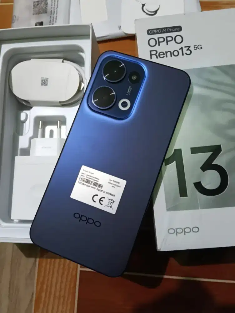 Reno 13 5g 12/512 Giga