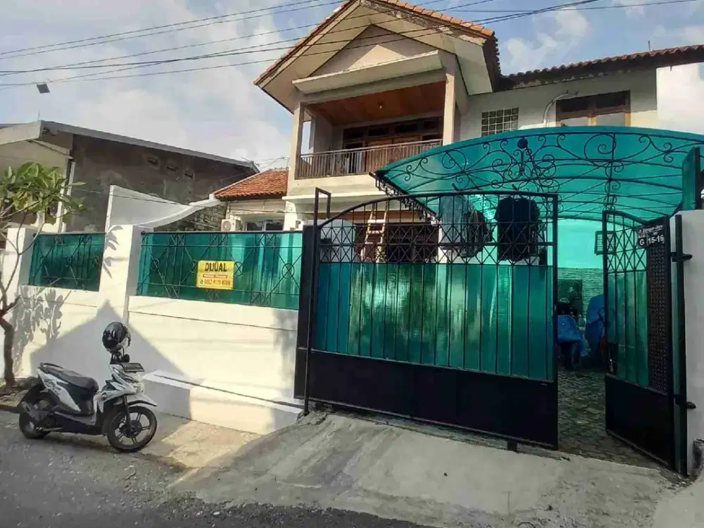 Rumah Istimewa sudah renovasi komplek duren sawit