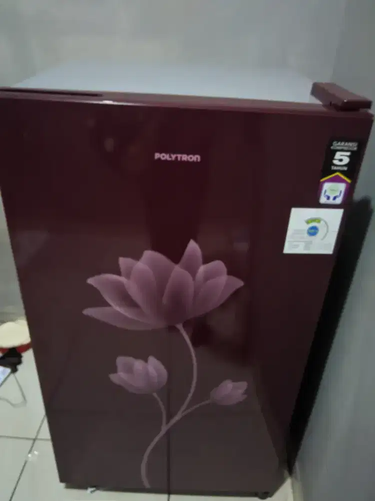 KULKAS POLYTRON 1 PINTU 150 Liter