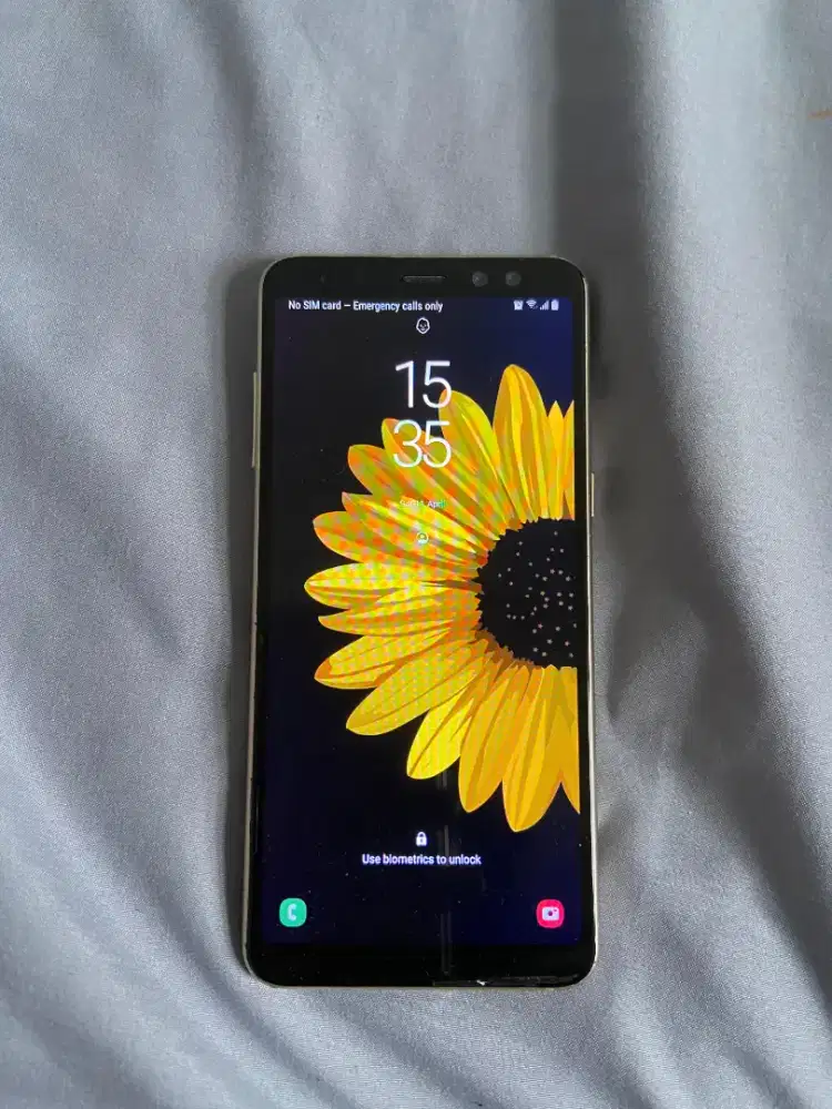 Admin,ikut ngelapak,mau jual HP second,kondisi mulus,minus lcd bkn ori