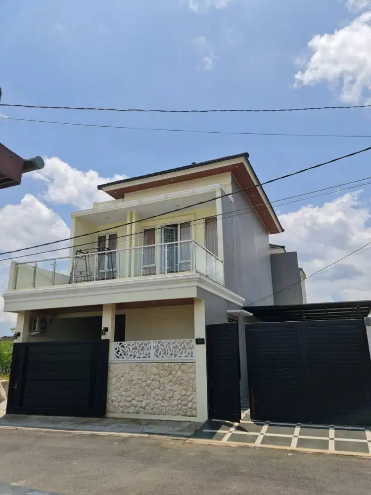 Dijual Cepat BU Rumah 2 Lantai di Tamansari Tasikmalaya