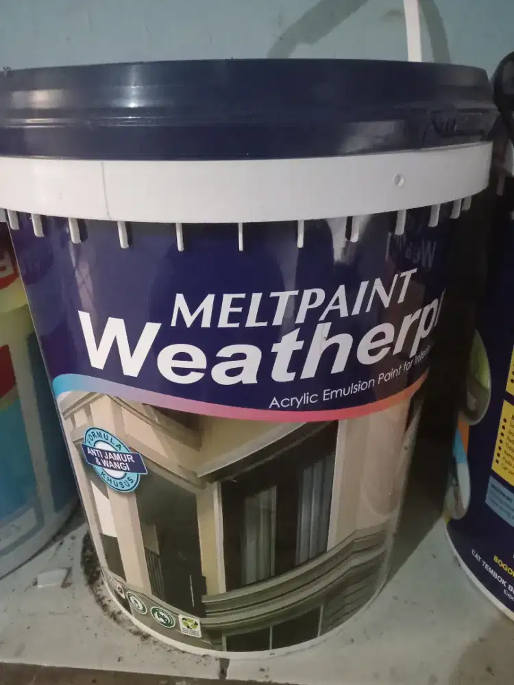 Dijual cet dari pada tidak kepakai dirumah krna beli nya kebnykan