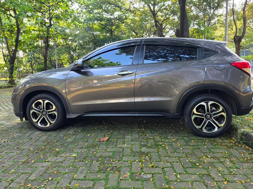 Honda HR-V 2019 Terawat & KM Rendah!!
