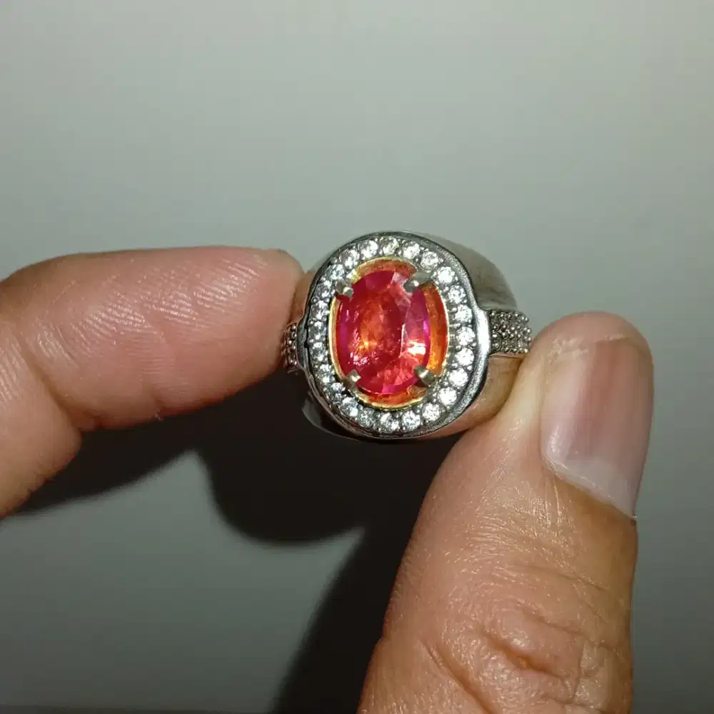 Batu Ruby Birma 2.16 ct HC memo IGC ring Perak