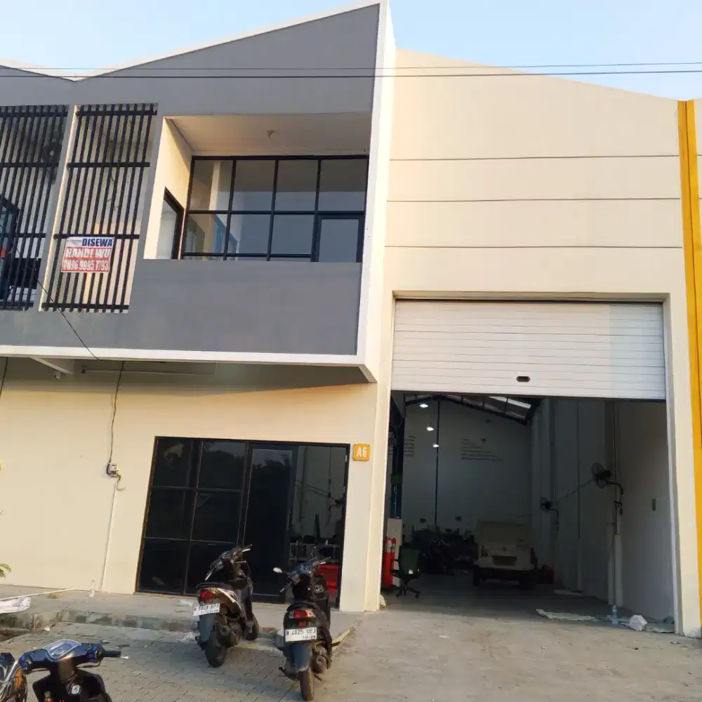 Kurir Delivery GTL logistic Hub Penjaringan