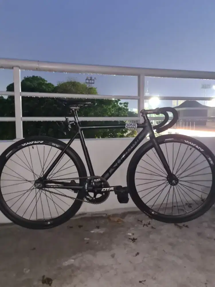 Fixie tsunami snm 100 size s