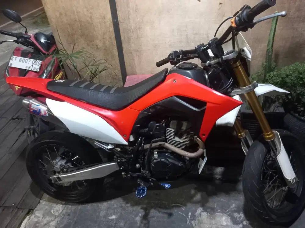 Crf tahun 2018 kondisi seperti di foto