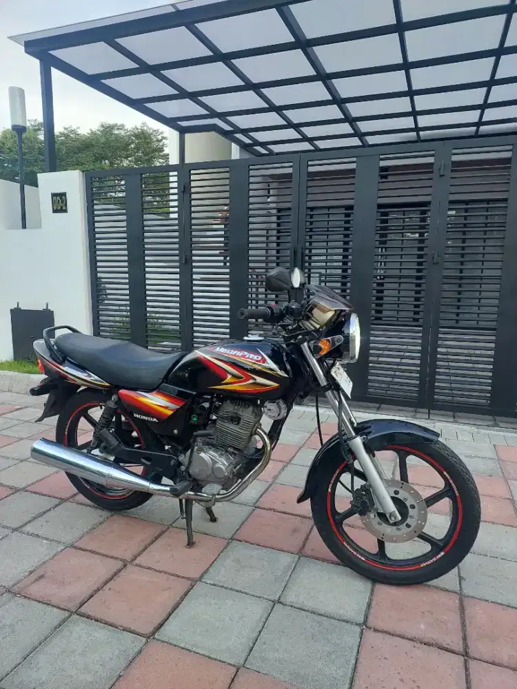 Honda Megapro CW original