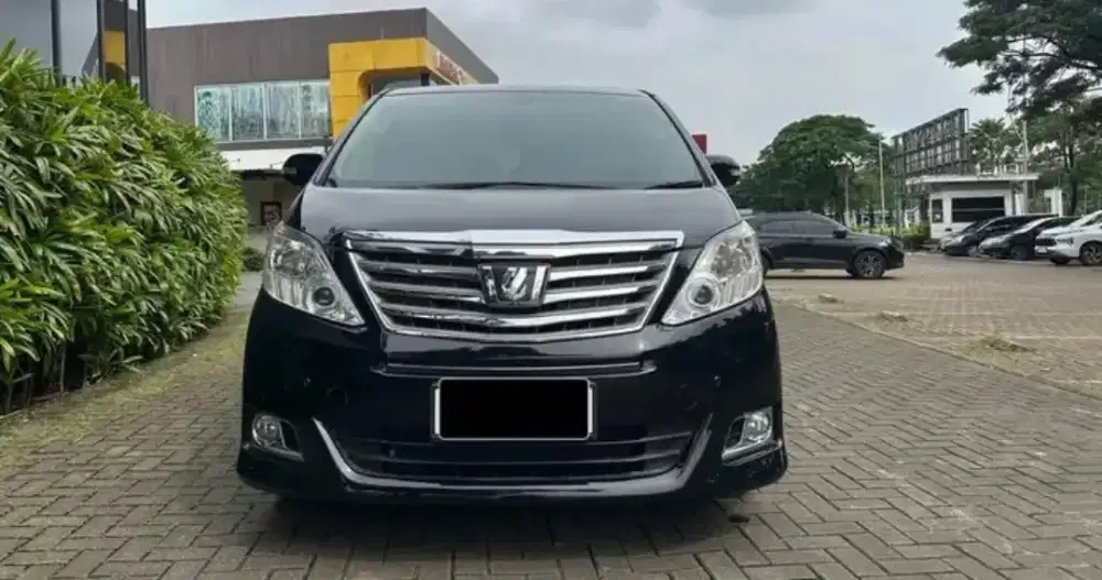 TOYOTA ALPHARD 2.4 G A/T(2013)