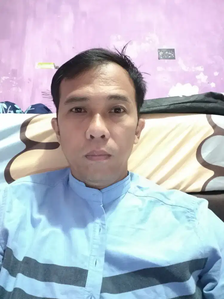 Saya lagi cari kerja